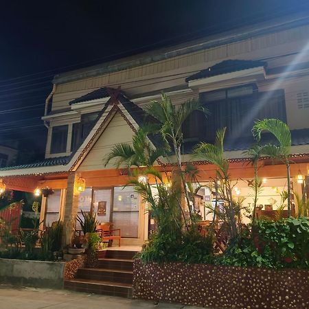 Tr Guesthouse Sukhothai Ngoại thất bức ảnh