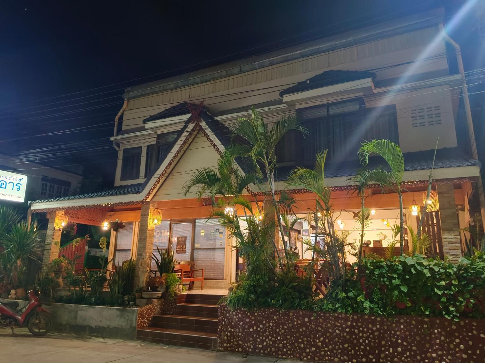 Tr Guesthouse Sukhothai Ngoại thất bức ảnh