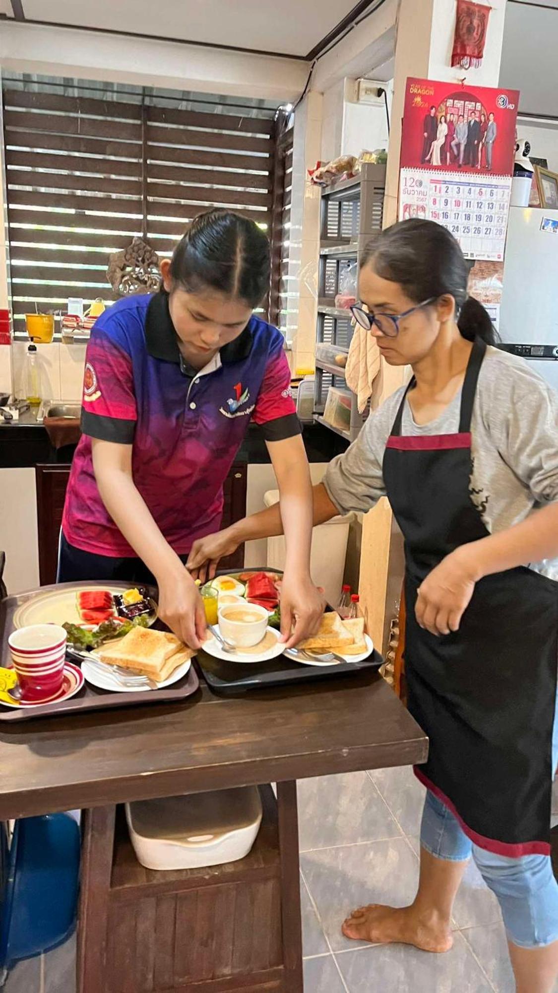 Tr Guesthouse Sukhothai Ngoại thất bức ảnh